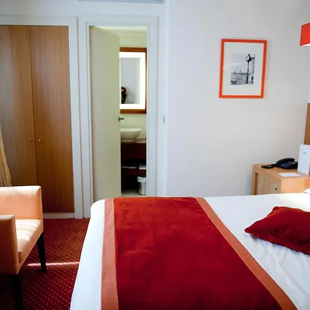 Westside Arc De Triomphe 4* Parigi