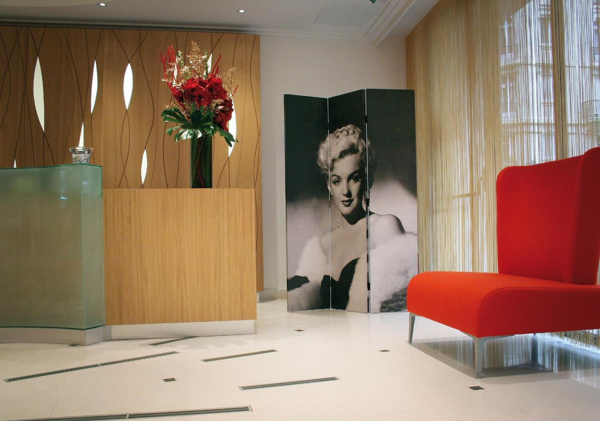 Hotel Westside Arc De Triomphe Parigi